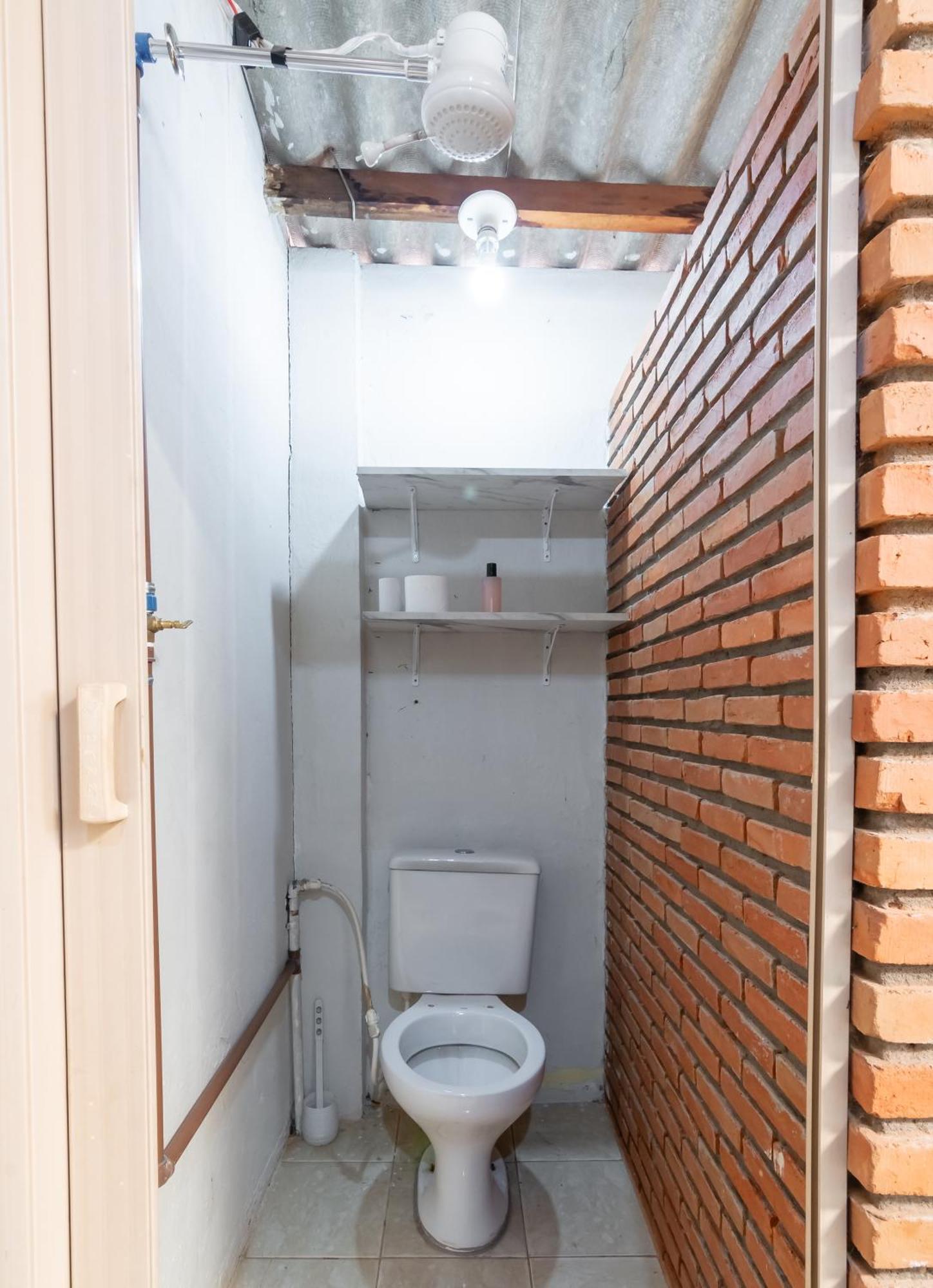 乌贝兰迪亚 Pousada Roosevelt Quarto 04 - Pousada Central Prox Rodoviaria E Dist Industrial酒店 外观 照片